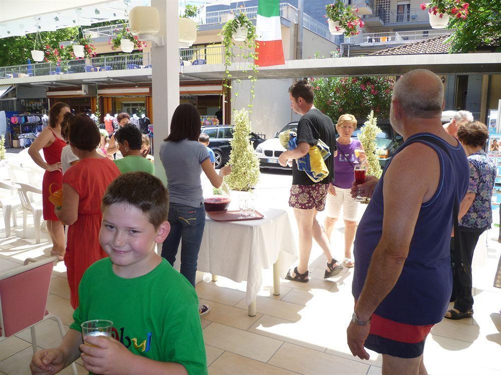 Hotel San Salvador Bellaria-Igea Marina Zewnętrze zdjęcie